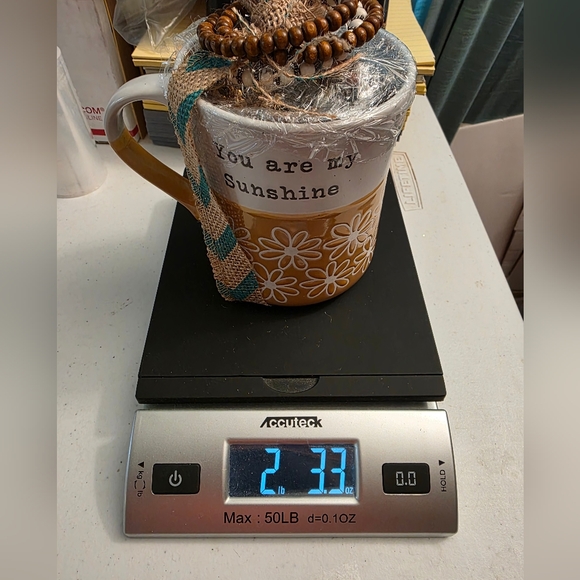 Mysyery Jewelry Mug Fall Themed - Picture 1 of 3